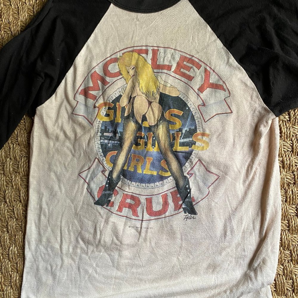 Vintage 1987 Motley Crue Girls Girls Girls Baseball Tshirt Size Small Men's